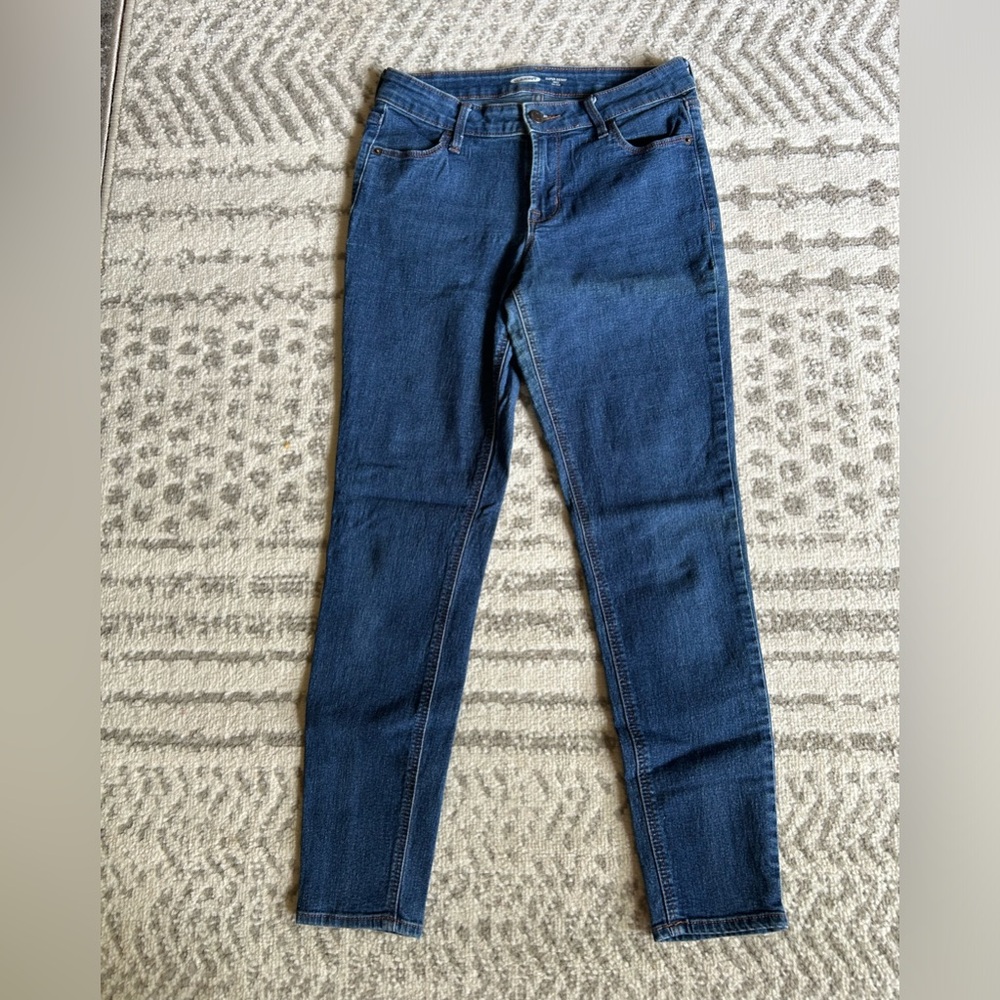 Old Navy Skinny Jeans- Size 4